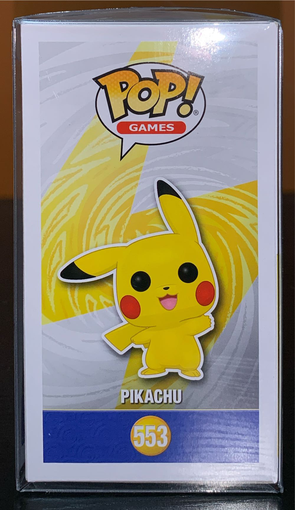 Pikachu [Diamond Collection] - Pokémon vinyl figure collectible [Barcode 889698560436] - Main Image 4