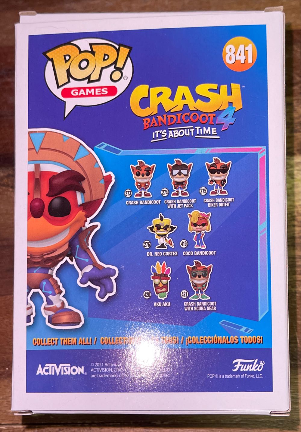 Crash Bandicoot (in Mask Armor) - Crash Bandicoot vinyl figure collectible [Barcode 889698559232] - Main Image 3