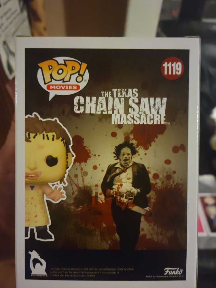 Horror: Leatherface - The Texas Chainsaw Massacre vinyl figure collectible [Barcode 889698397162] - Main Image 2