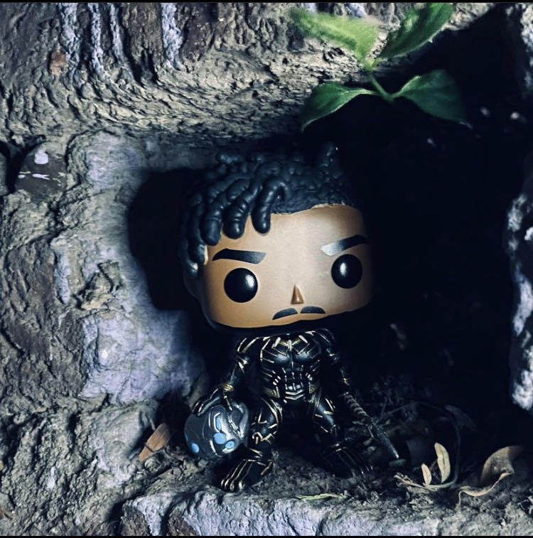 King Killmonger - What If...? vinyl figure collectible [Barcode 889698562645] - Main Image 4