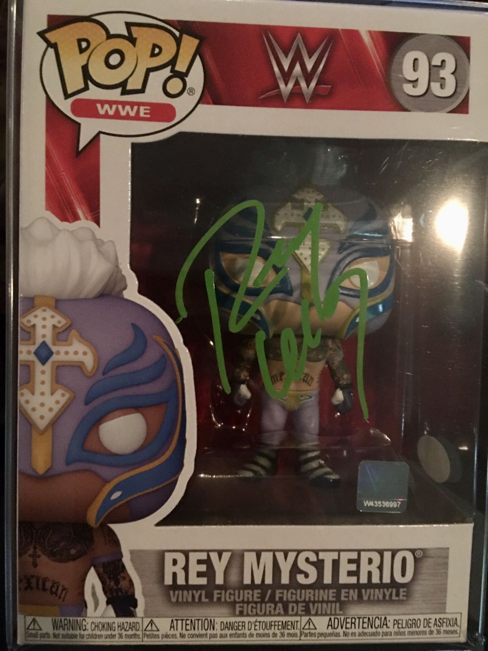 REY MYSTERIO - WWE vinyl figure collectible [Barcode 889698568081] - Main Image 2