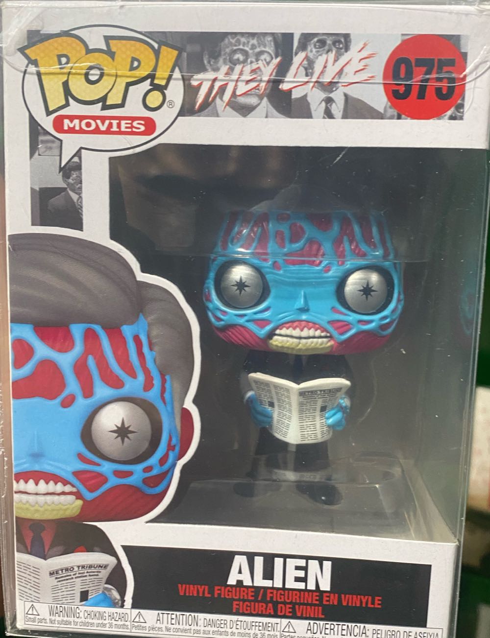 They Live -975- Alien - They Live vinyl figure collectible [Barcode 889698491495] - Main Image 3