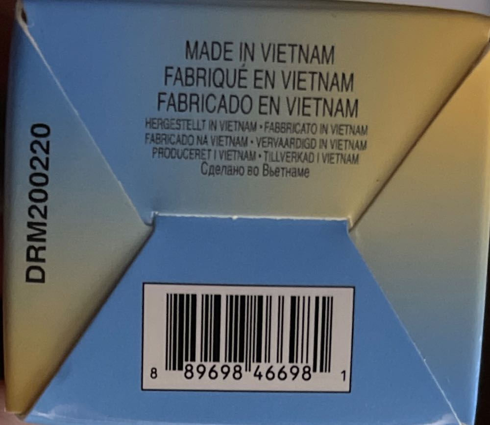 WW84 Wonder Woman Golden Armor - DC Universe vinyl figure collectible [Barcode 889698466981] - Main Image 3