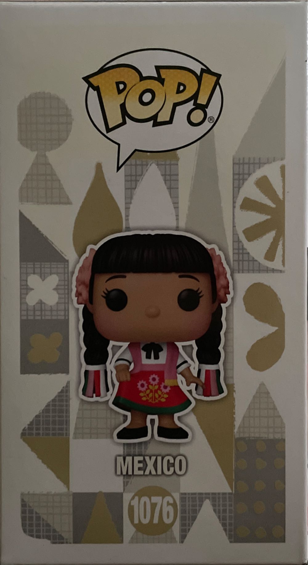Mexico - it’s a small world vinyl figure collectible [Barcode 889698555500] - Main Image 2