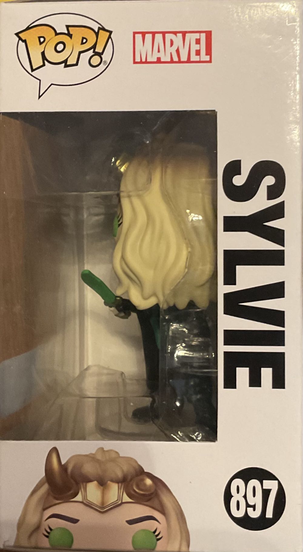 Sylvie - Loki vinyl figure collectible [Barcode 889698572804] - Main Image 4