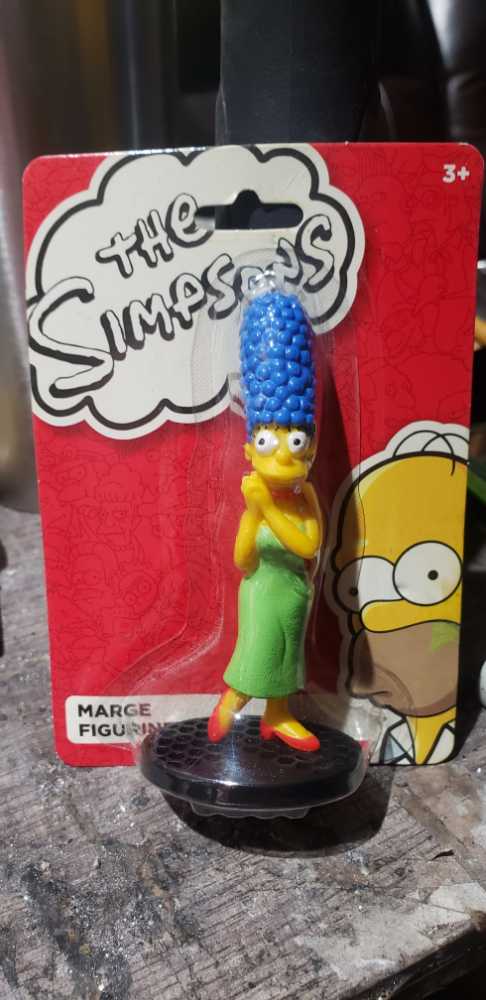 The Simpsons 5 Piece Figurine Set - The Simpsons vinyl figure collectible [Barcode 639277043962] - Main Image 2