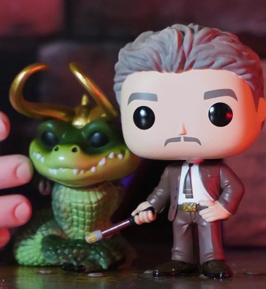 Mobius - Loki vinyl figure collectible [Barcode 889698557429] - Main Image 4