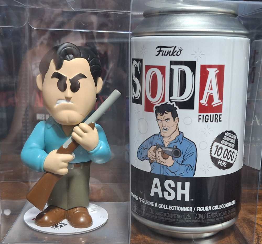 Funko Soda Evil Dead Ash Chase Edition  - Evil Dead vinyl figure collectible [Barcode 889698553339] - Main Image 4