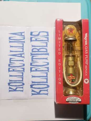 Wayne Gas Pump Replica  vinyl figure collectible [Barcode 636060075308] - Main Image 4