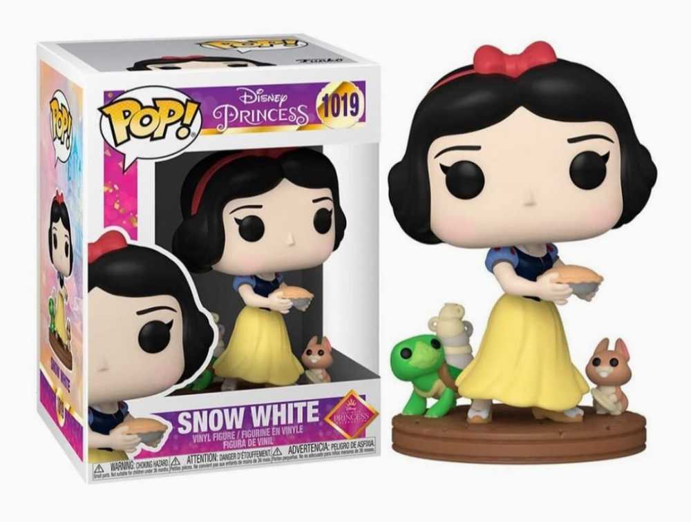 Snow White - Disney Princess vinyl figure collectible [Barcode 889698559737] - Main Image 3