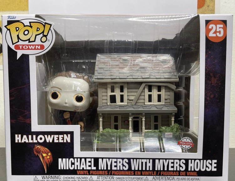 Michael Myers <With House> - Halloween vinyl figure collectible [Barcode 889698572743] - Main Image 4