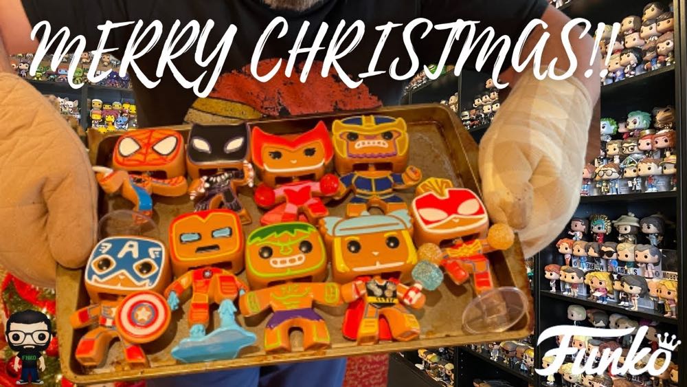 Gingerbread Captain Marvel - Captain Marvel vinyl figure collectible [Barcode 889698506618] - Main Image 4