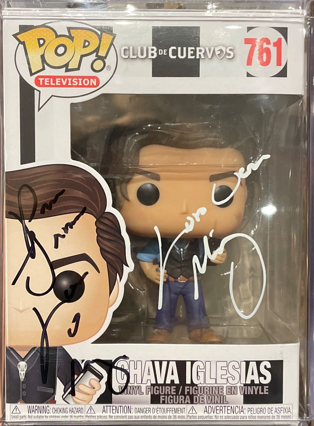 Chava Iglesias - Club de Cuervos vinyl figure collectible [Barcode 889698374576] - Main Image 2