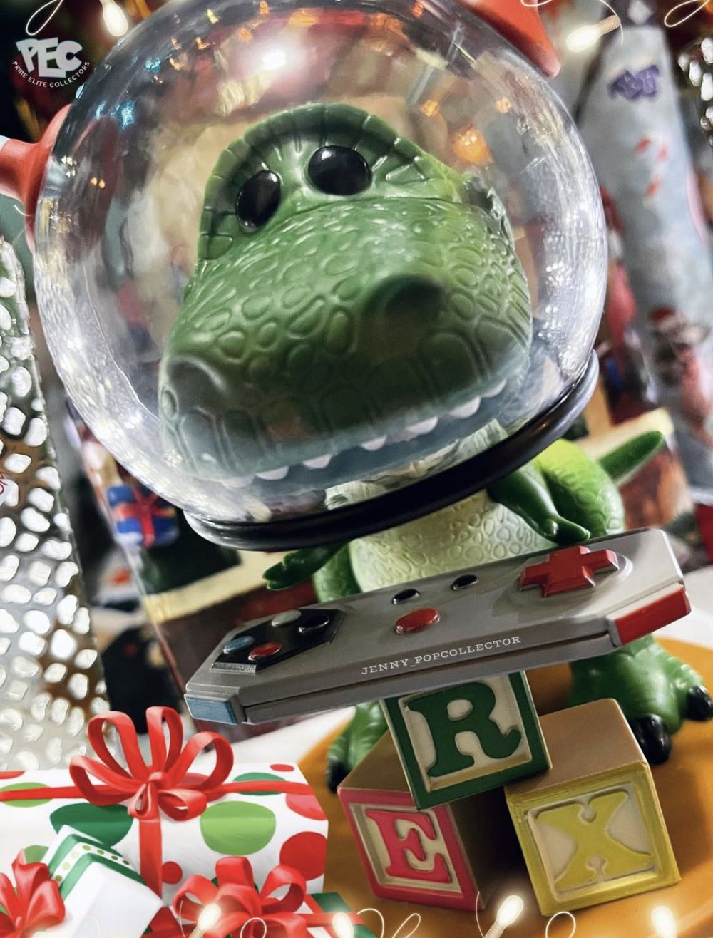 Rex - Toy Story vinyl figure collectible [Barcode 889698581790] - Main Image 2