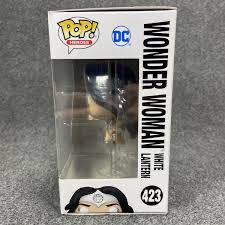 Wonder Woman (White Lantern) - DC Universe vinyl figure collectible [Barcode 889698549882] - Main Image 4