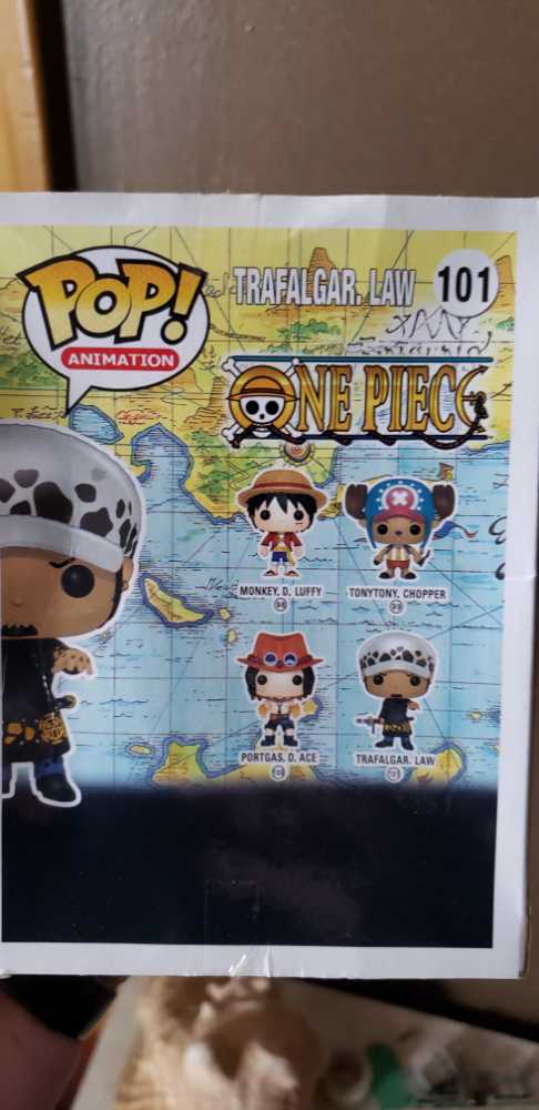 Trafalgar. Law  vinyl figure collectible - Main Image 3