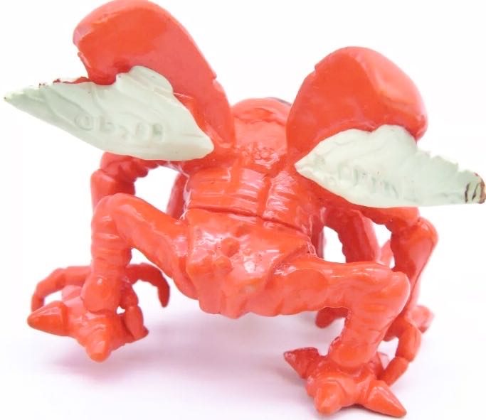 1.5” Kuwagamon - Monsters vinyl figure collectible - Main Image 2