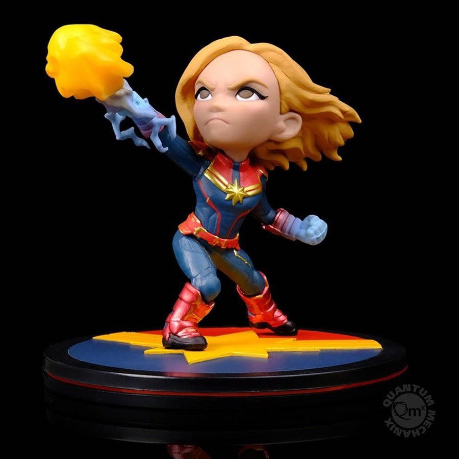 Captain Marvel - (QFiG) By Quantum Mechanix  vinyl figure collectible [Barcode 812095024454] - Main Image 2