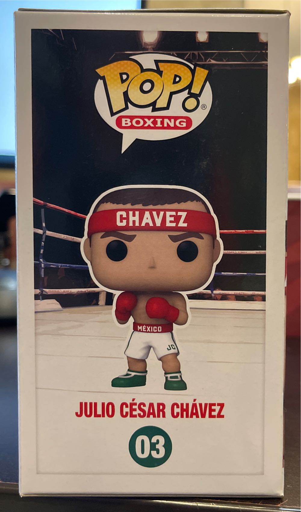 Julio César Chávez - Funko vinyl figure collectible [Barcode 889698568111] - Main Image 2