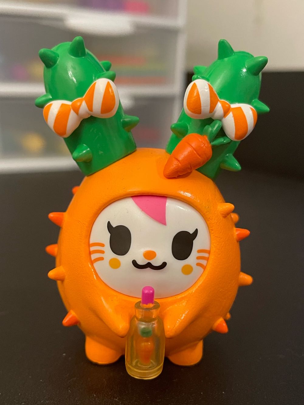 Funko Pop: Dc Pop! & Tee Box Batman Sun Faded & Pop Set Medium Size