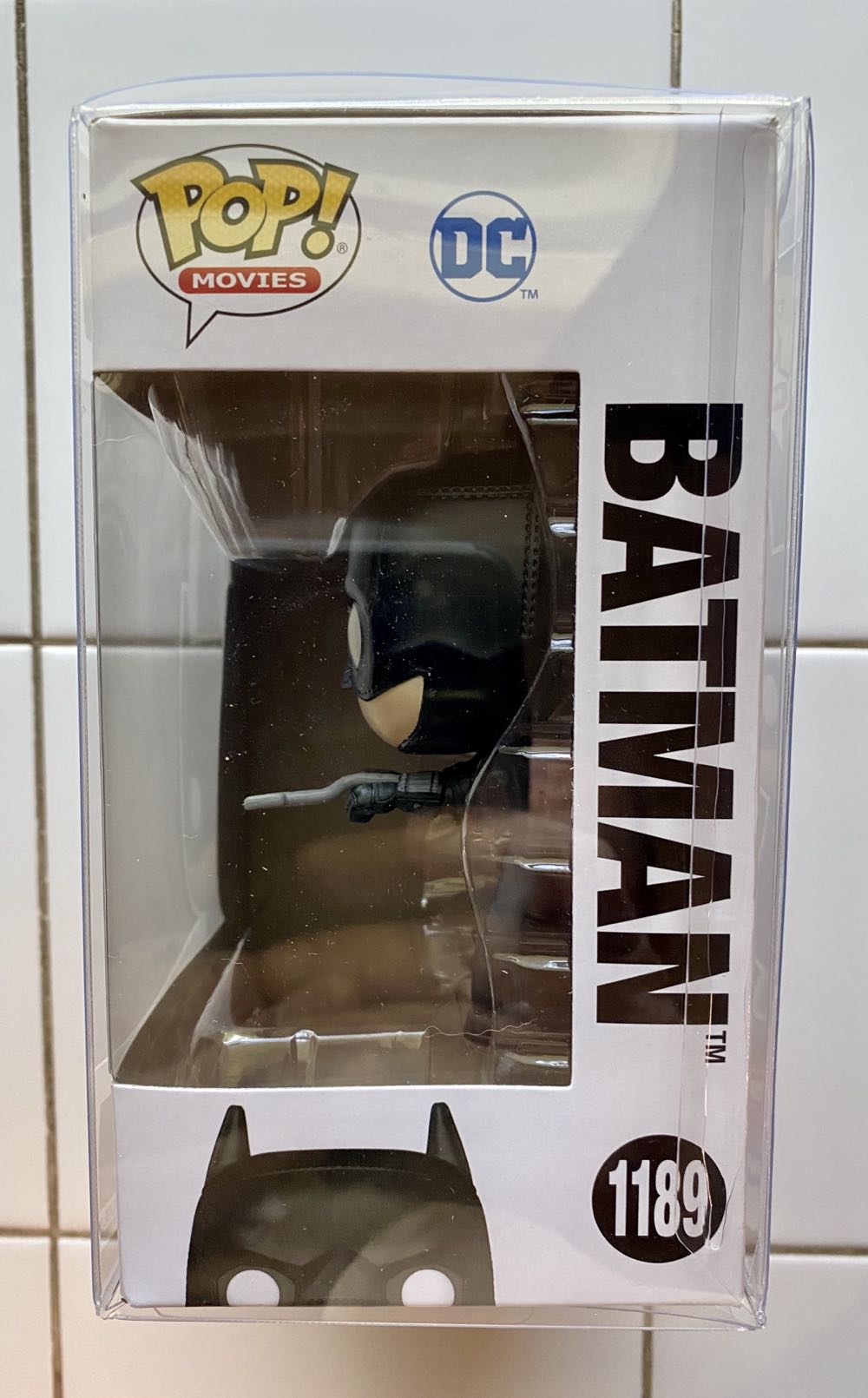 The Batman #1189 - Batman vinyl figure collectible [Barcode 889698592789] - Main Image 4