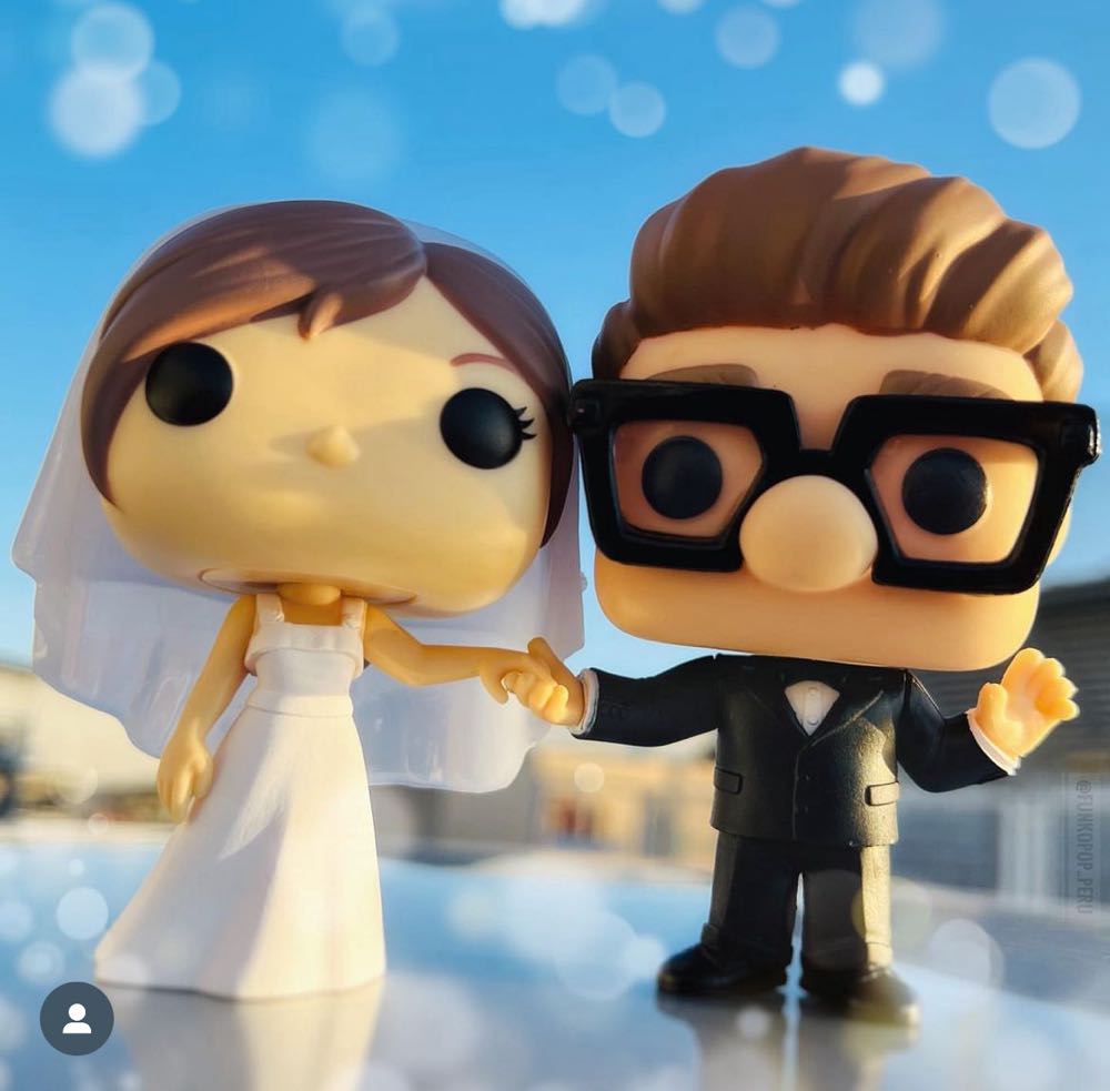 Up Ellie & Carl Wedding PIB Exclusive 2pack - Up vinyl figure collectible [Barcode 889698588607] - Main Image 3