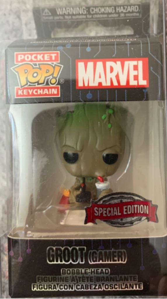 Groot Gamer Pocket Pop  vinyl figure collectible [Barcode 889698453950] - Main Image 2