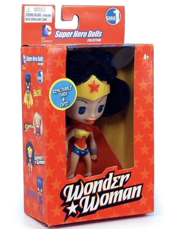 Wonder Woman - DC Comics vinyl figure collectible [Barcode 877562000188] - Main Image 2