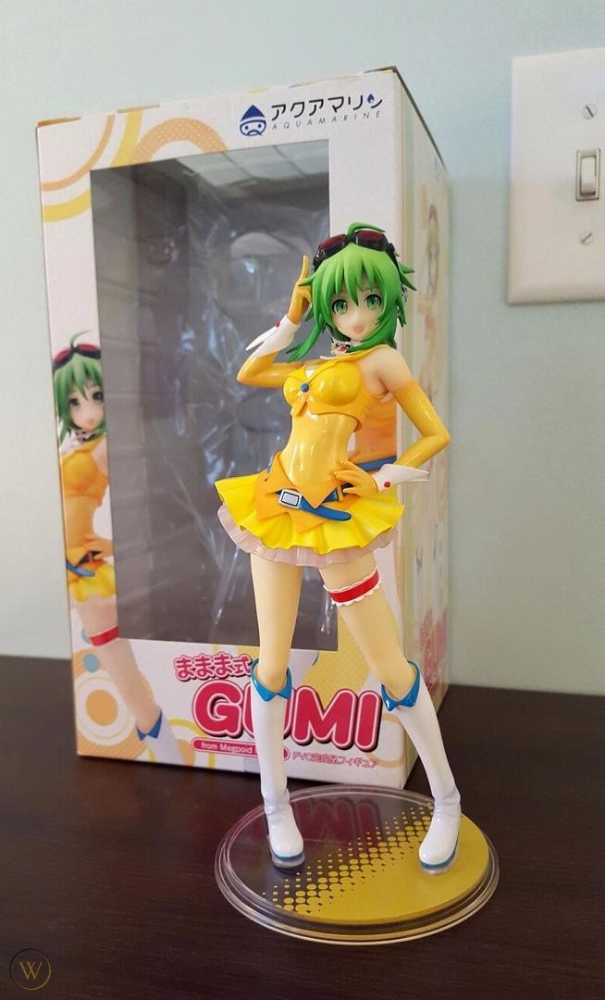 Megpoid Gumi statue - Vocaloid vinyl figure collectible - Main Image 2