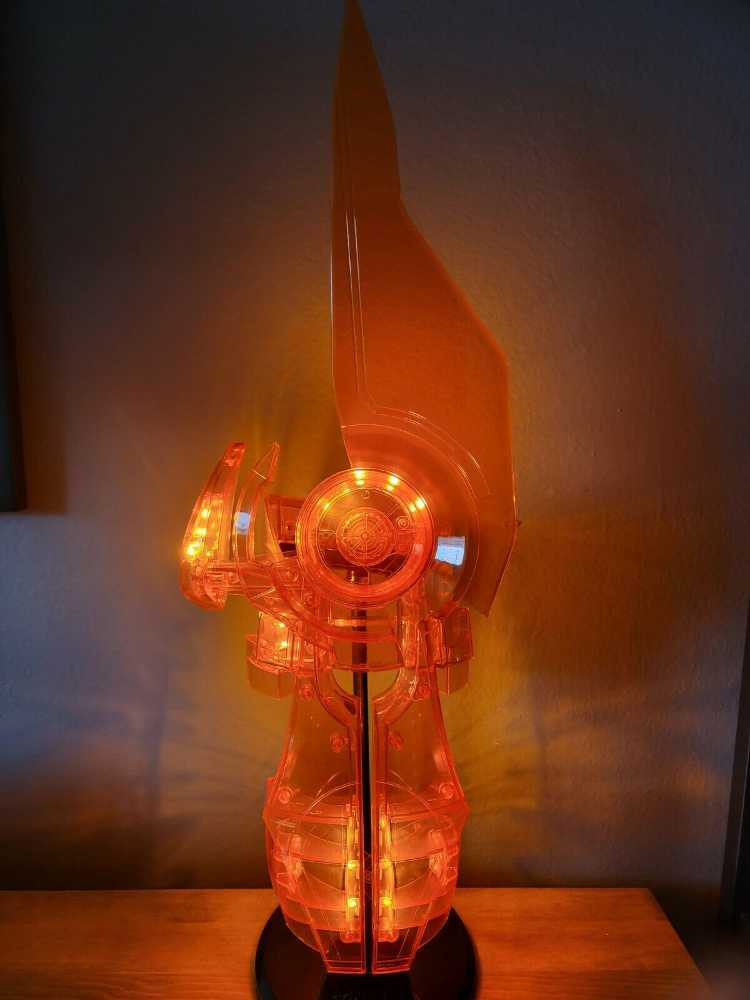 Omni-Blade Light up Replica - Mass Effect vinyl figure collectible - Main Image 3