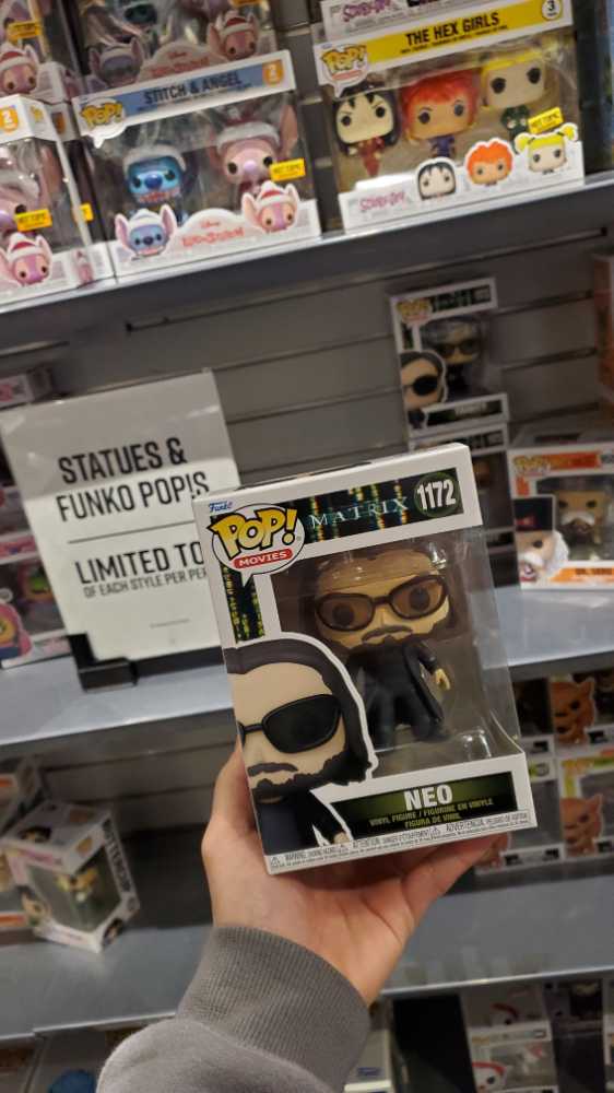 The Matrix: Neo - The Matrix vinyl figure collectible [Barcode 889698592536] - Main Image 2