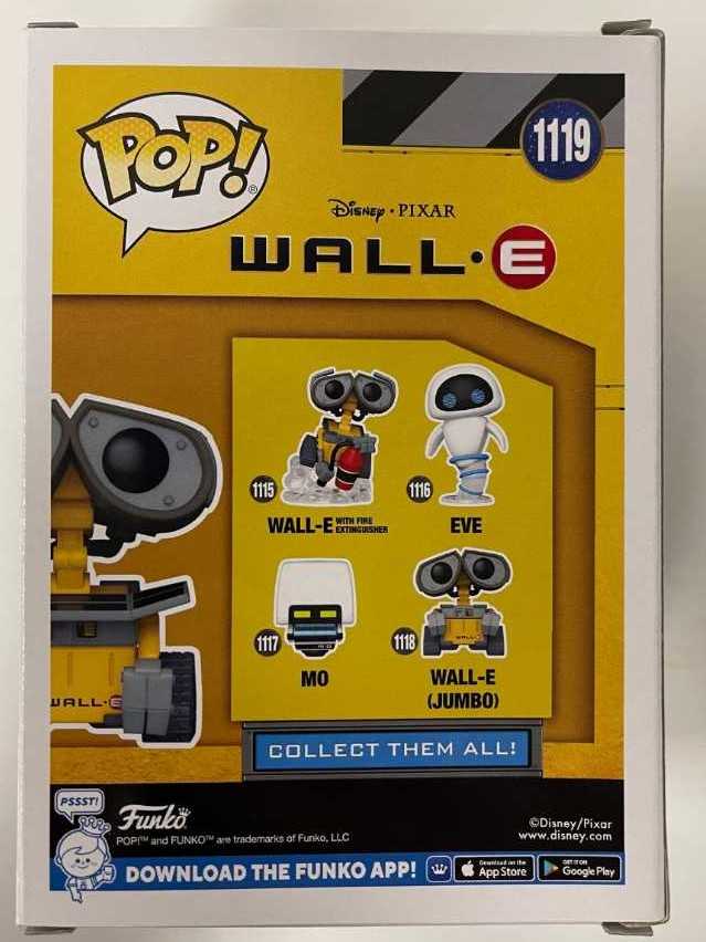 Charging Wall-E  - Wall-E vinyl figure collectible [Barcode 889698581370] - Main Image 4