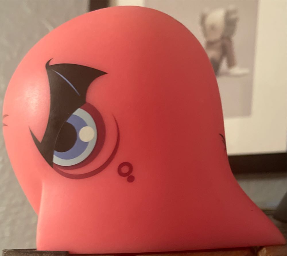 Jamungo Sqwerts - Von beater Pink -GID  vinyl figure collectible - Main Image 2