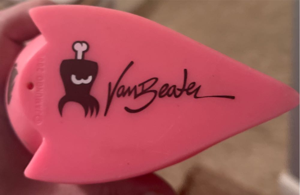 Jamungo Sqwerts - Von beater Pink -GID  vinyl figure collectible - Main Image 4