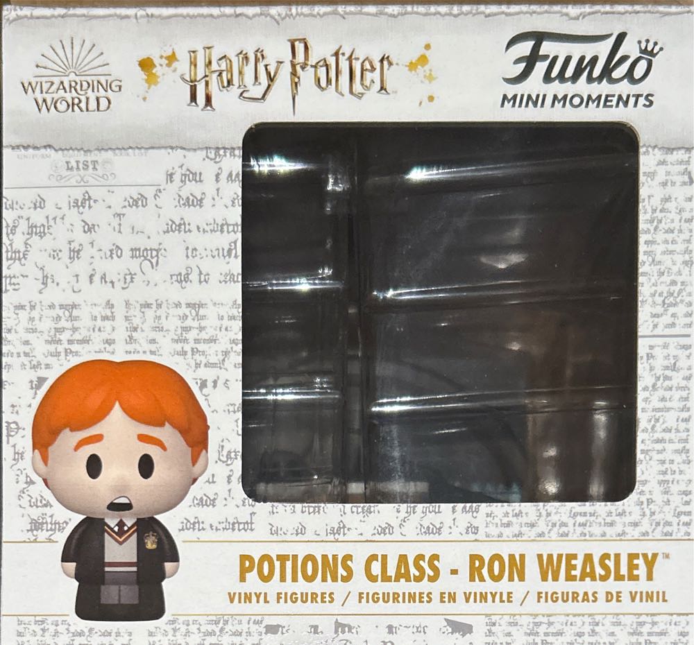 Potions Class - Ron Weasley - Harry Potter vinyl figure collectible [Barcode 889698573658] - Main Image 2