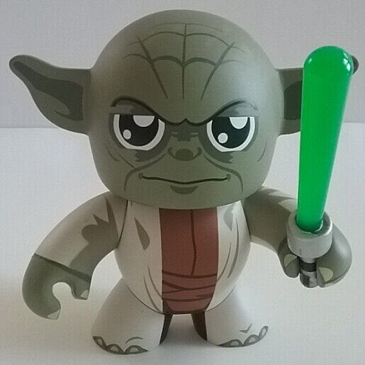 Yoda - Star Wars vinyl figure collectible [Barcode 653569323075] - Main Image 2