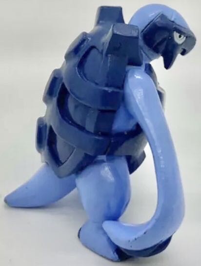 Carracosta - Pokémon vinyl figure collectible - Main Image 3