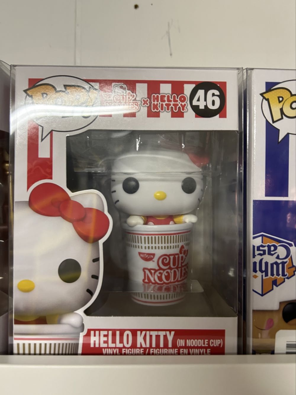 Hello Kitty In Noodle Cup - Hello Kitty vinyl figure collectible [Barcode 889698557665] - Main Image 2