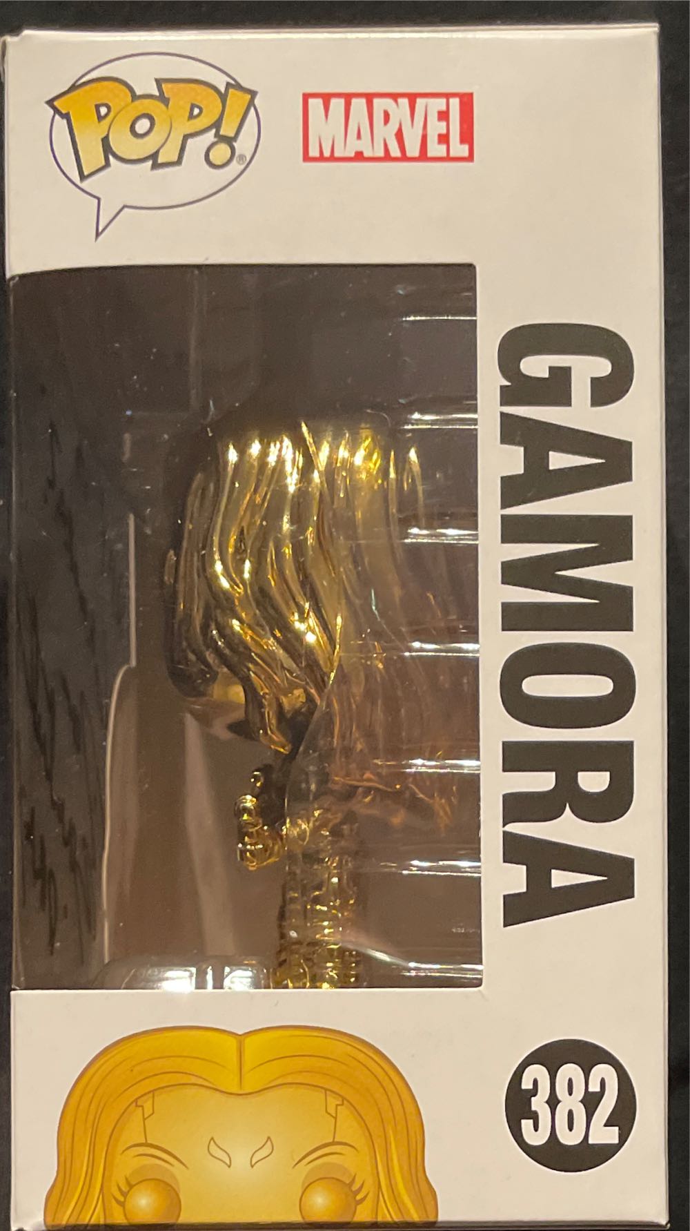 Gamora (Gold) - Marvel Universe vinyl figure collectible [Barcode 889698335195] - Main Image 3