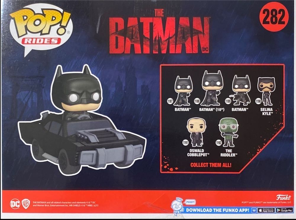 Batman In Batmobile - Batman vinyl figure collectible [Barcode 889698592888] - Main Image 4