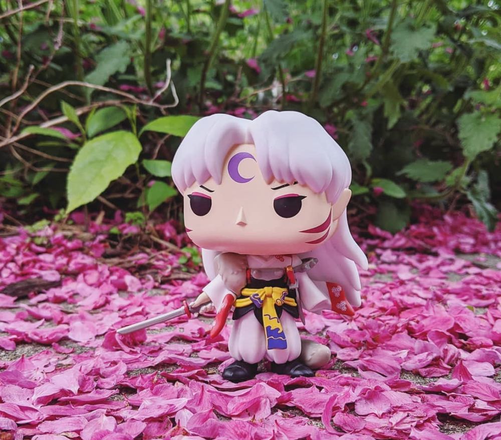 Inuyasha: Sesshomaru  vinyl figure collectible [Barcode 889698469197] - Main Image 2