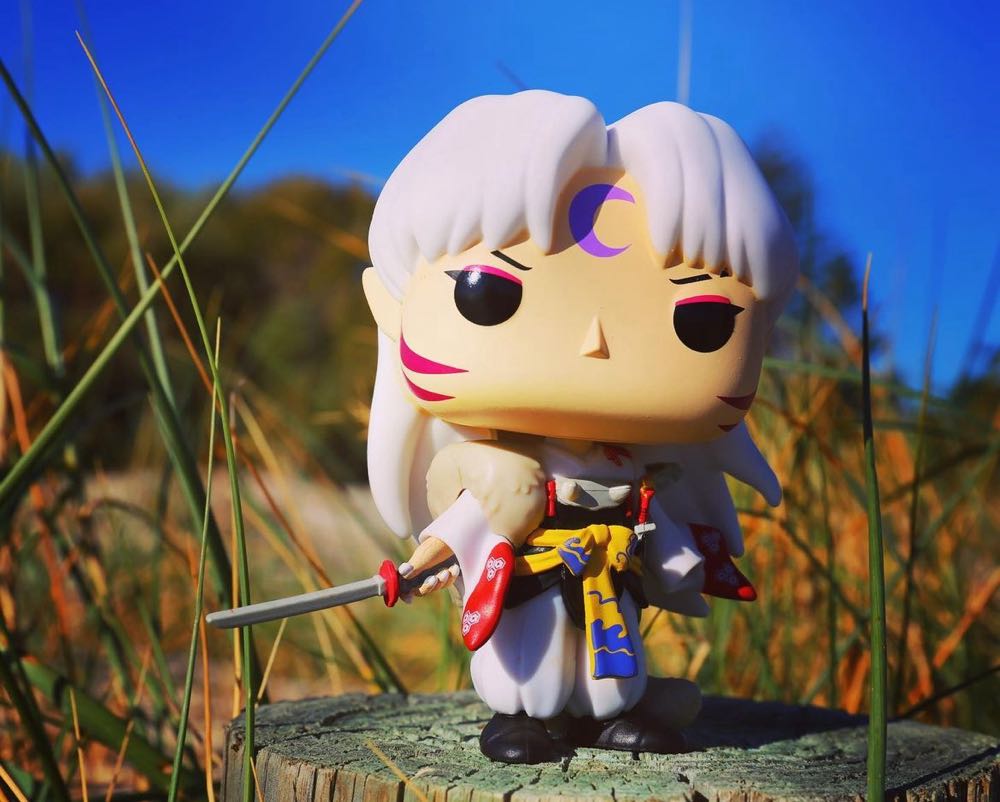 Inuyasha: Sesshomaru  vinyl figure collectible [Barcode 889698469197] - Main Image 3