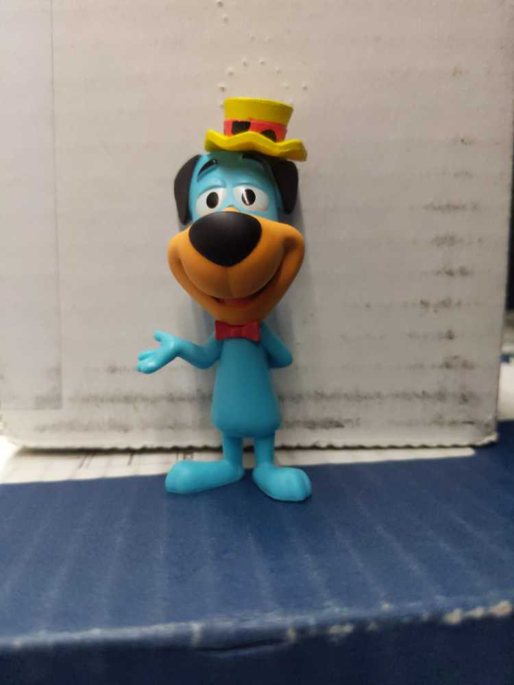 Huckleberry Hound  vinyl figure collectible [Barcode 889698262927] - Main Image 2