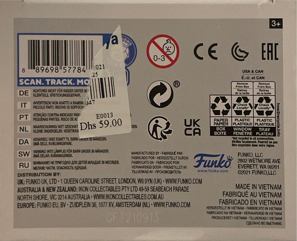 Jake the Dog - Adventure Time vinyl figure collectible [Barcode 889698577847] - Main Image 4