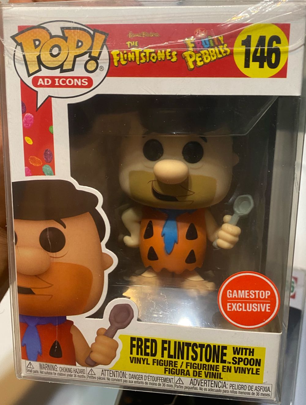 Fred Flintstone with Spoon - Flintstones vinyl figure collectible [Barcode 889698572545] - Main Image 3