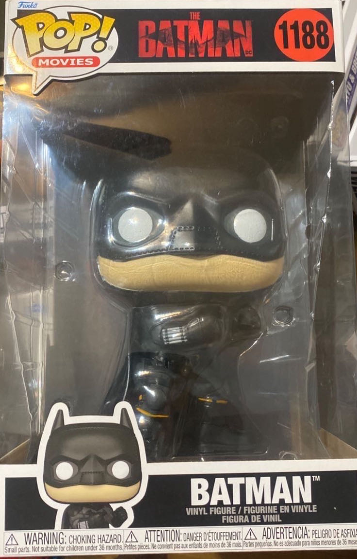 Batman Jumbo - Batman vinyl figure collectible [Barcode 889698592826] - Main Image 3