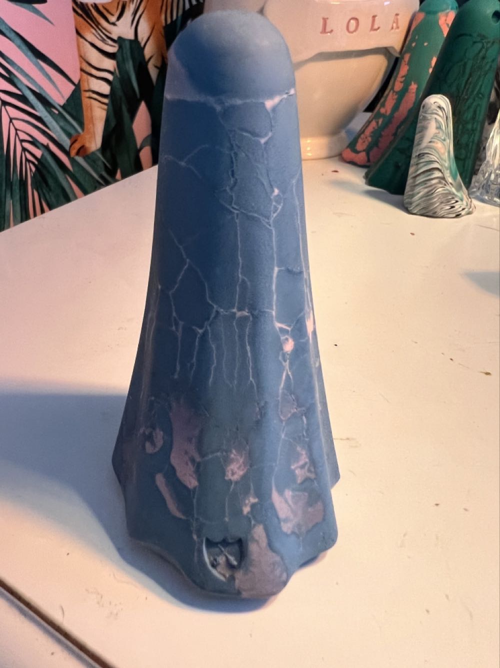 Blue & Pink  vinyl figure collectible - Main Image 2