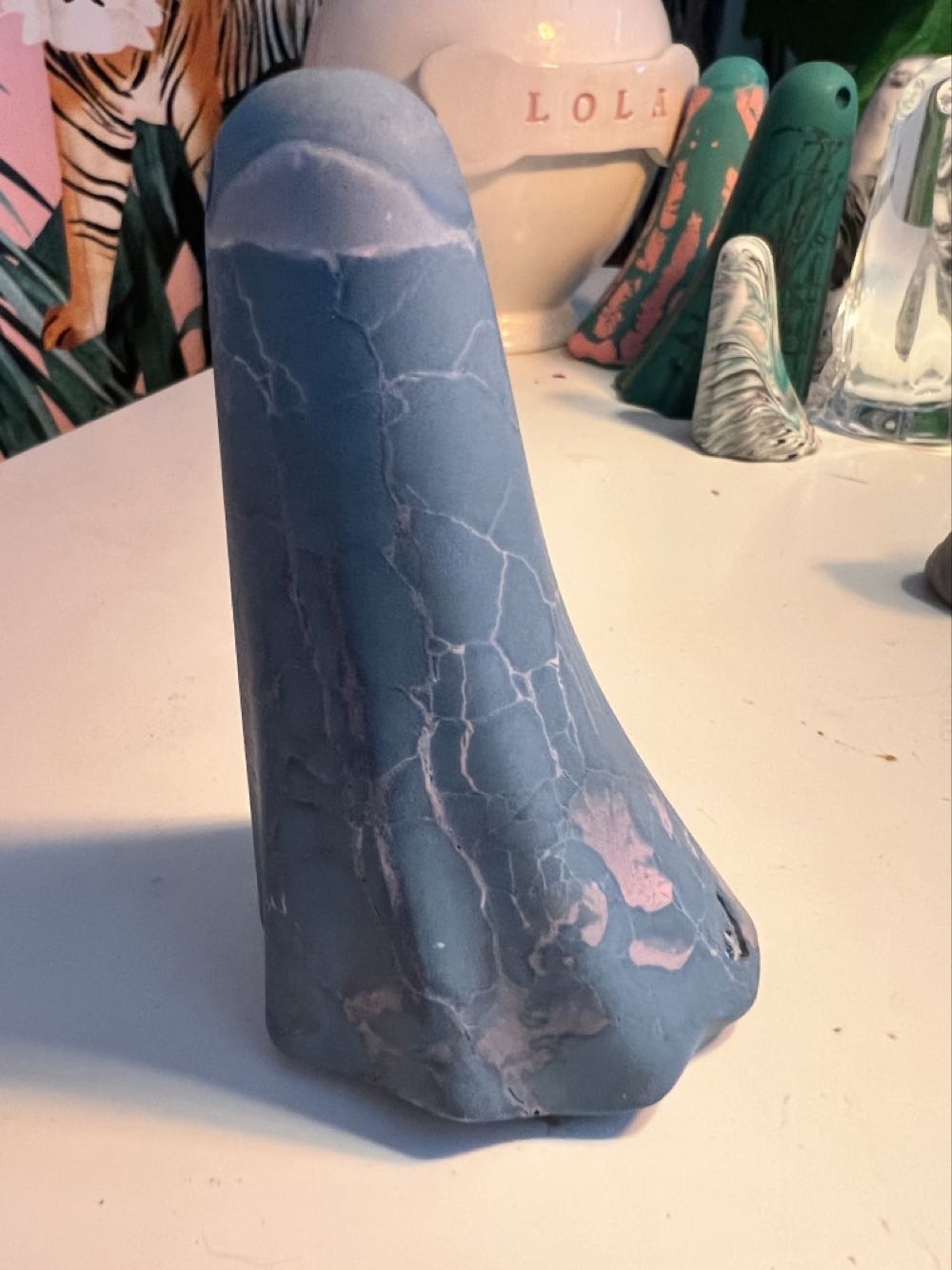 Blue & Pink  vinyl figure collectible - Main Image 4