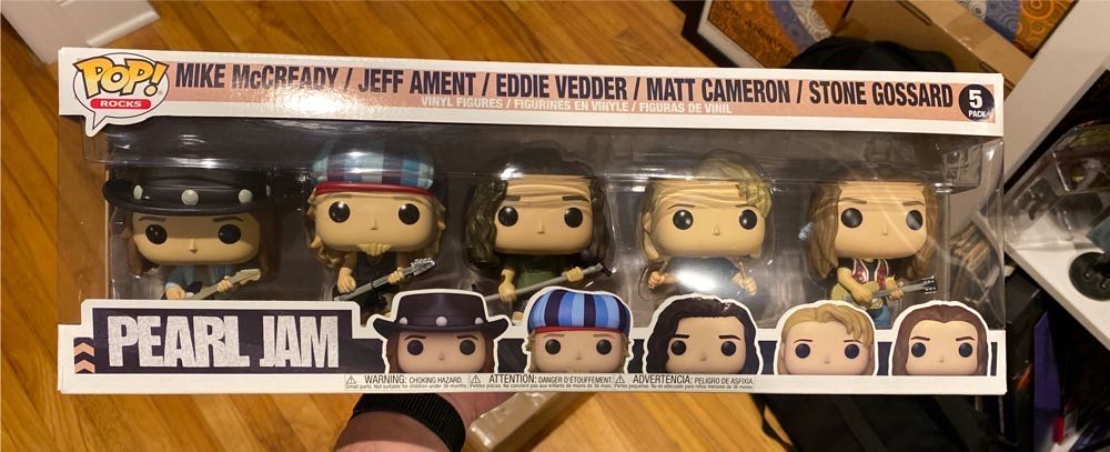Pear Jam 5 Pack - Musicians vinyl figure collectible [Barcode 889698600422] - Main Image 2