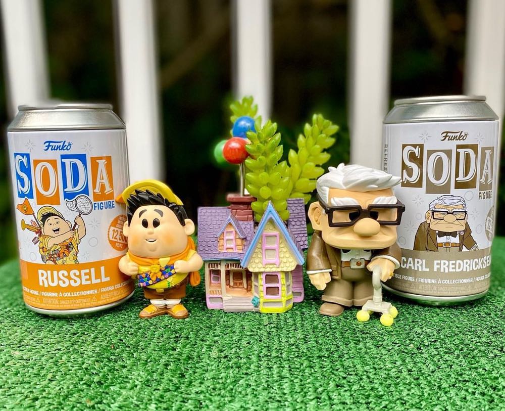 Pixar Up Russell Soda Vinyl Figure - Up vinyl figure collectible [Barcode 889698594653] - Main Image 3